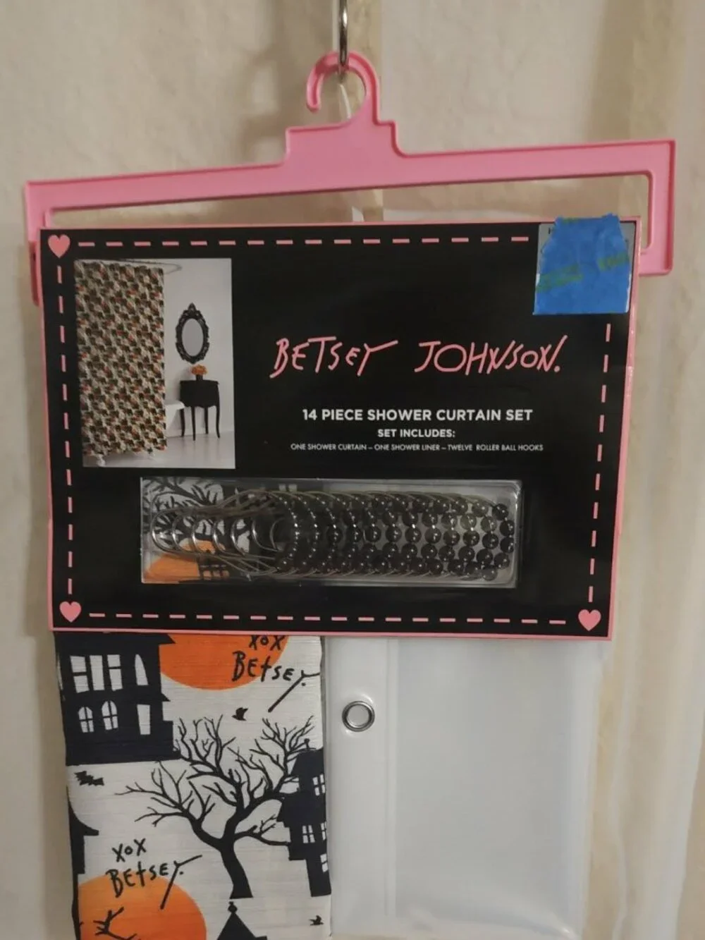 Betsey Johnson spook up
